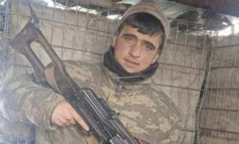 Əsgərin ölümünə görə həbs olunan zabit niyə məhkəmə zalından azadlığa buraxılıb?