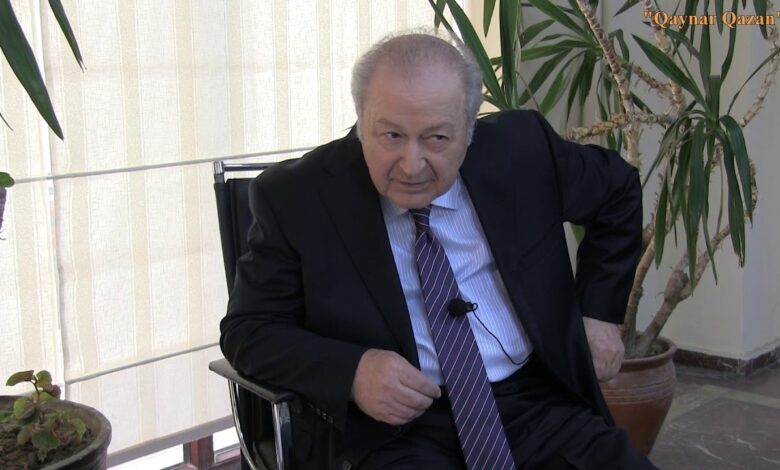 Əvəz Zeynallı ilə "Qaynar Qazan"da Azərbaycanın ilk prezidenti Ayaz Mütəllibov (I hissə)#052