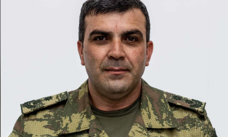 Polkovnik-leytenant TƏBİB-in icraçı direktorunun maşınının qapısını açmadığı üçün işini itirdiyini deyir