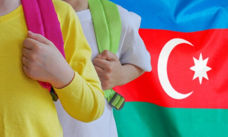 Azərbaycan təhsili 30 ildə: rəqəmlər geriləyir, ekspert hakimiyyəti günahlandırır