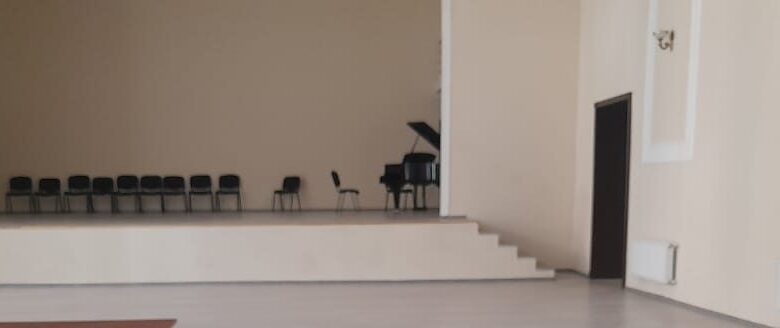 Səhnəsiz qalan Göyçay Xalq Teatrı