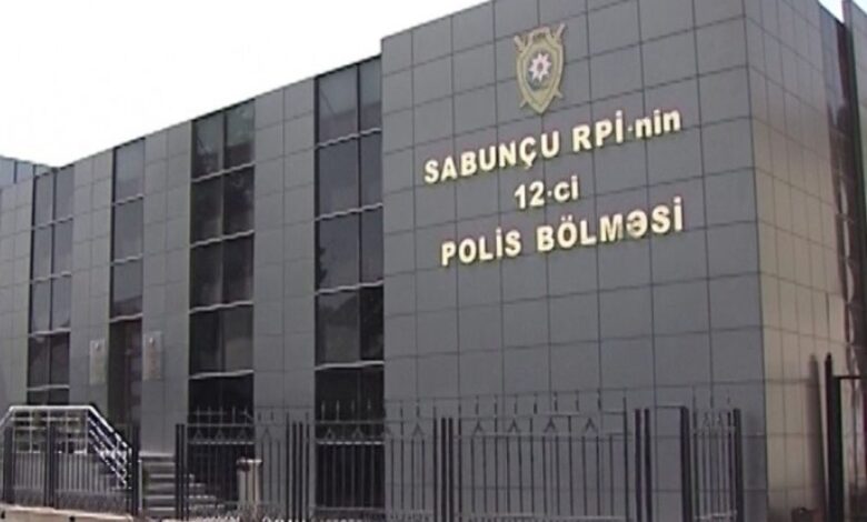 Vətəndaş İlham Əliyevin fikrinə şərh yazdığı üçün polis bölməsində təzyiqə məruz qaldığını deyir