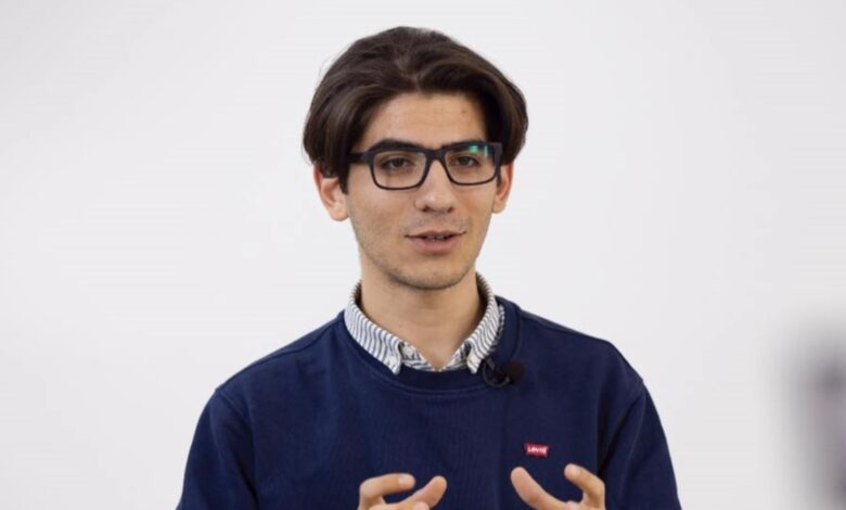 İctimai fəalın saxlandığı ehtimal edilir