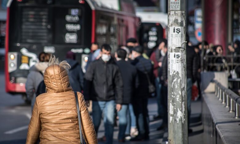 Rəsmi statistika yeni iş yerlərinin artdığını deyir