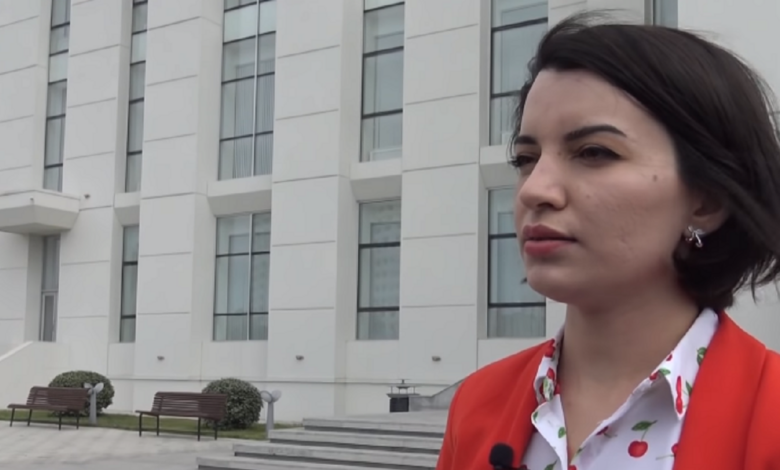 Sevinc Vaqifqızı təyyarədən enərkən saxlanılıb