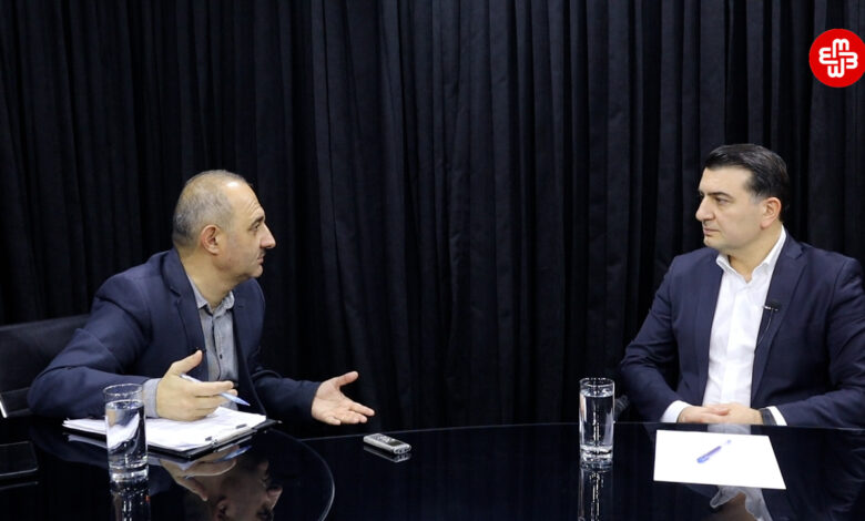 Azər Qasımlı: "Həqiqi müxalifət partiyaları fəaliyyətlərini dondurmalıdır"