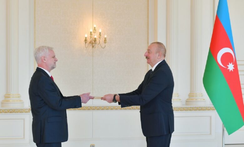 İlham Əliyev ABŞ səfirinin etimadnaməsini qəbul edib