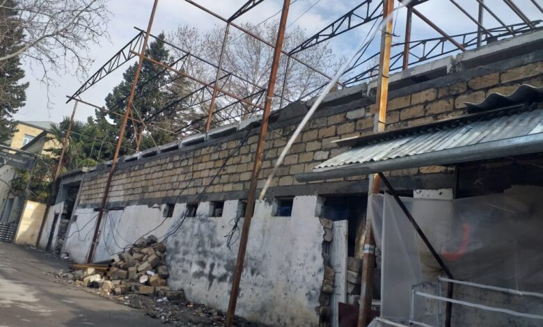 Bölgədən səslər: “İcra başçısı sahibkarla birləşib obyektimi əlimdən alır…”
