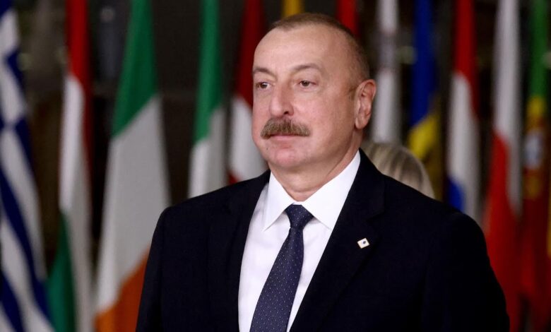 PREZİDENT ANONS VERDİ: YA QARANLIQ, YA DA İŞIQ GƏLƏN TƏRƏFƏ GEDƏCİK!
