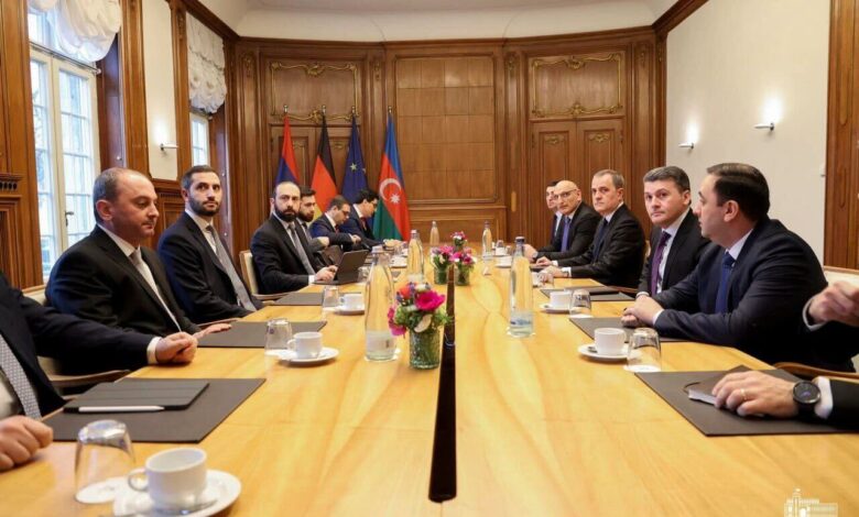 Rəsmi Berlin Bakı ilə Yerevanın dialoqunu cəsarətli addım sayır