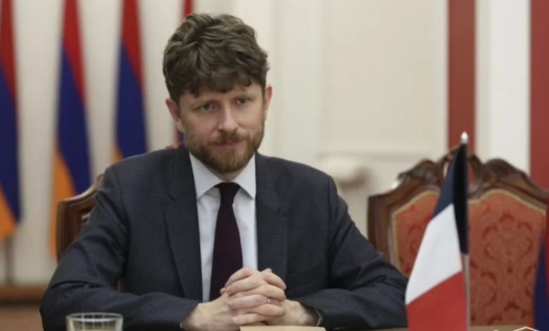 'Fransanın hamının istədiyi hərbi texnikası var, Paris Ermənistana verir' - səfir