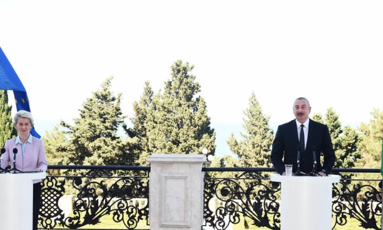 Blinkendən sonra Ursula von der Leyen Əliyevlə danışıb
