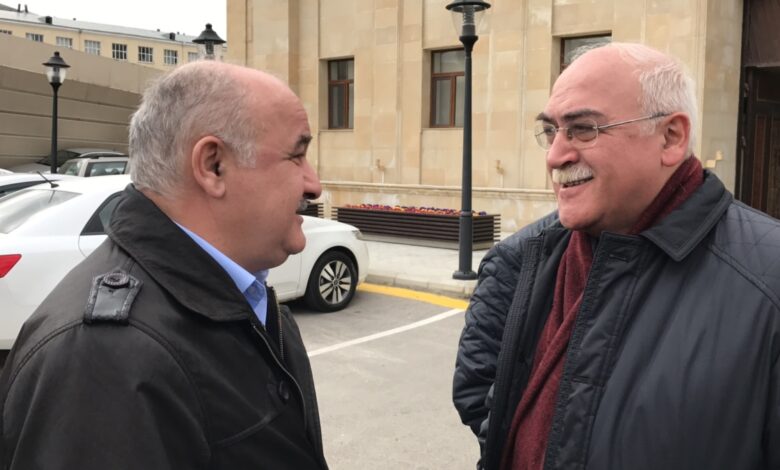 İsa Qəmbər yenidən Müsavat başqanı olmaq istəyir
