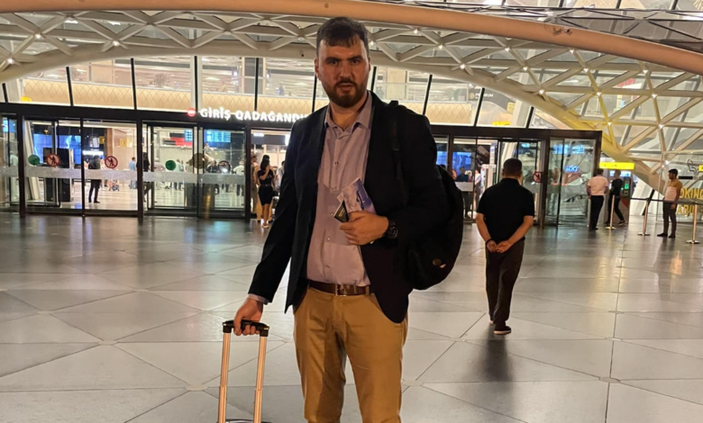 “Meclis.info” saytının rəhbəri hava limanında saxlanılıb