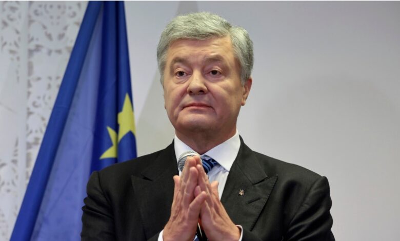 Poroşenko yenidən namizədliyini verəcək