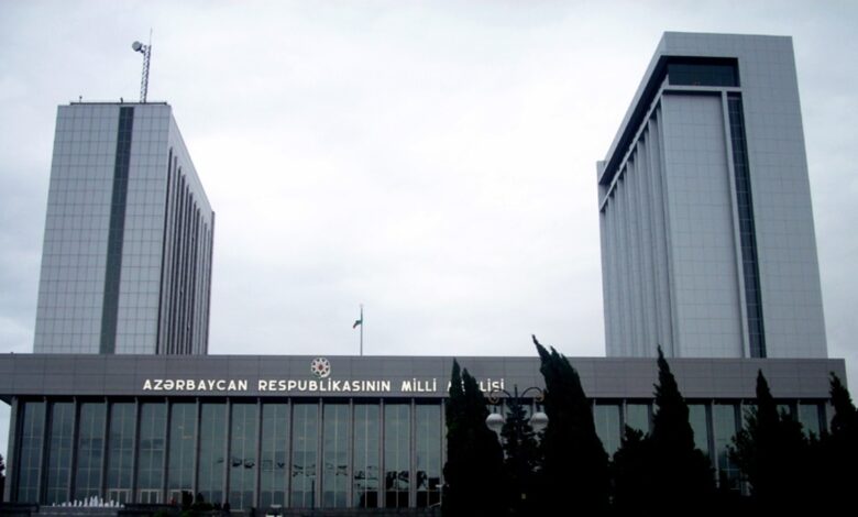 Parlament büdcəni dəyişdi