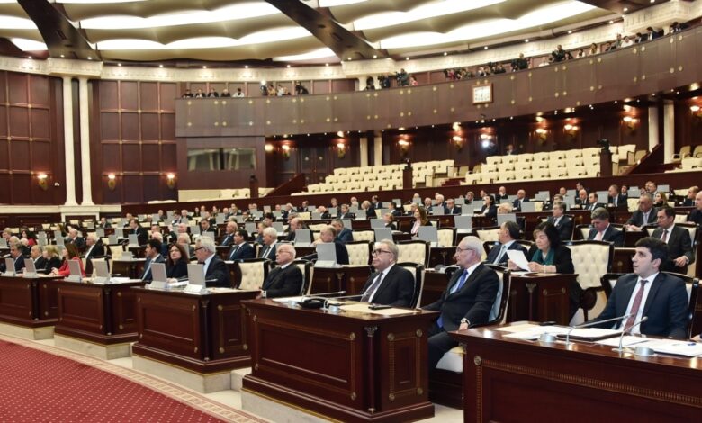 YAP Milli Məclisin buraxılması təşəbbüsü ilə çıxış edib