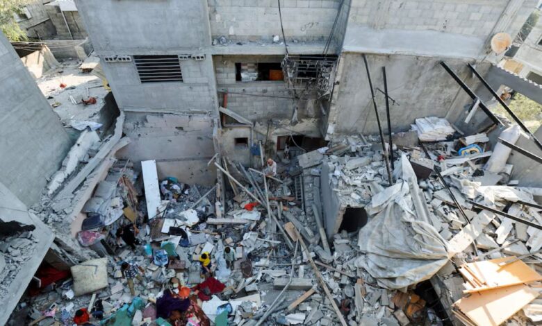 57 fələstinli bombalanmanın qurbanı oldu