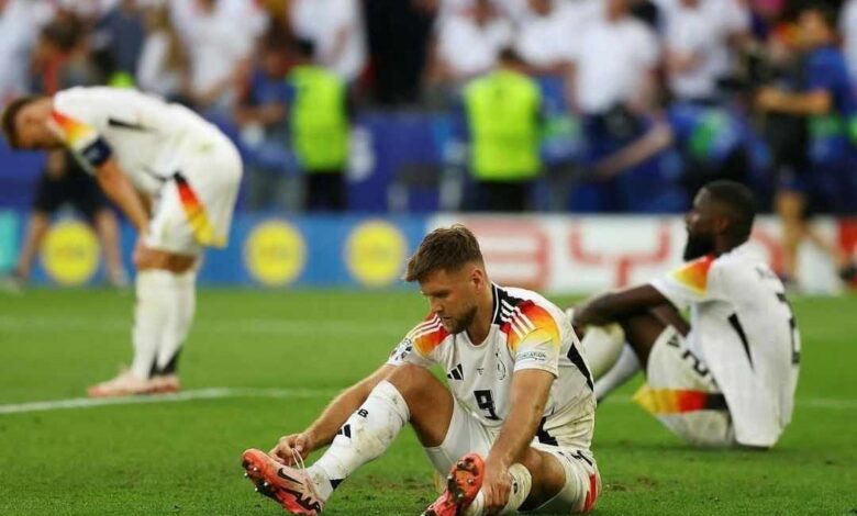 Almaniya millisi Avropa çempionatında mübarizəni dayandırıb