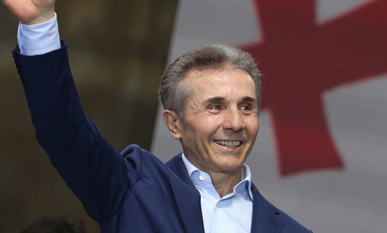 İvanişvili siyasi rəqiblərini hədələyib