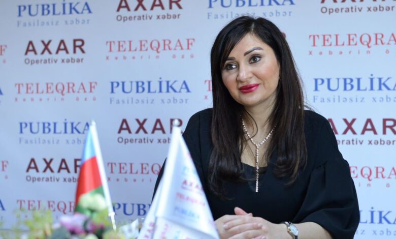 Dövlətə xəyanətdə ittiham olunan politoloq məhkəmə qarşısına çıxarılıb