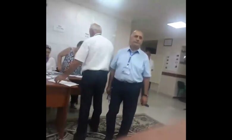 ƏSAS MƏQAMDA MÜŞAHİDƏÇİNİ BELƏ "BLOKLADILAR"