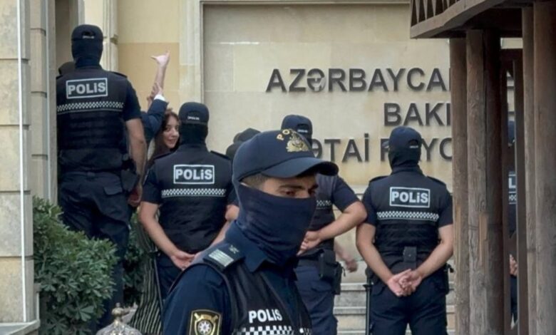 Elnarə Qasımovanın və Fərid Mehralızadənin həbs müddəti uzadılıb