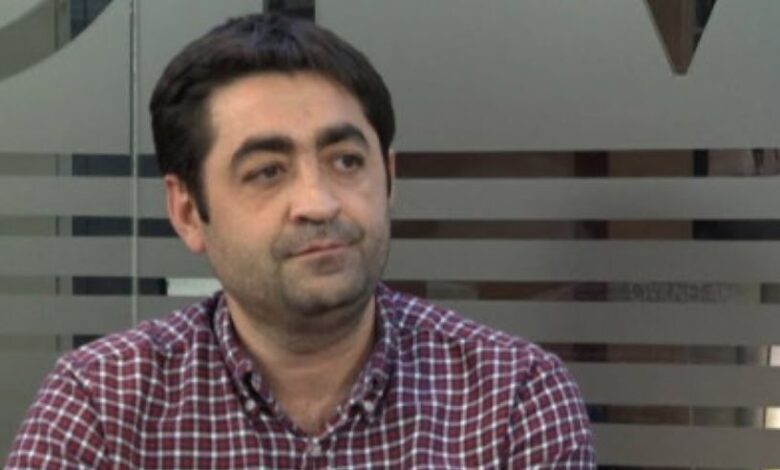 Jurnalist Arsen Xaratyan Gürcüstana buraxılmayıb