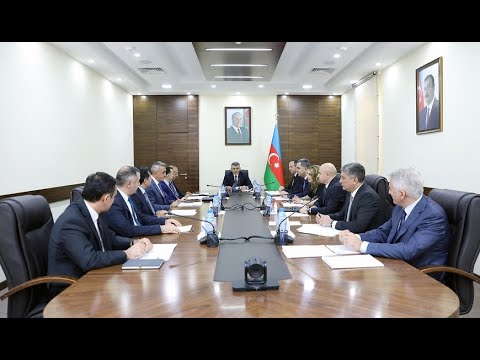 MƏHKƏMƏLƏRİN FƏALİYYƏTİ MƏHKƏMƏ HÜQUQ ŞURASININ AŞIQLAMALARI İLƏ ÜST-ÜSTƏ DÜŞÜRMÜ?