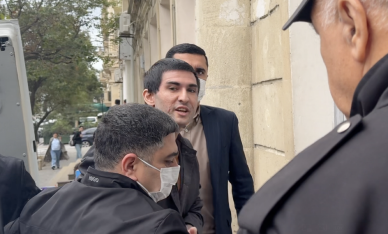 Bəhruz Səmədov məhkəməyə gətiriləndə ictimaiyyətə çağırış edib