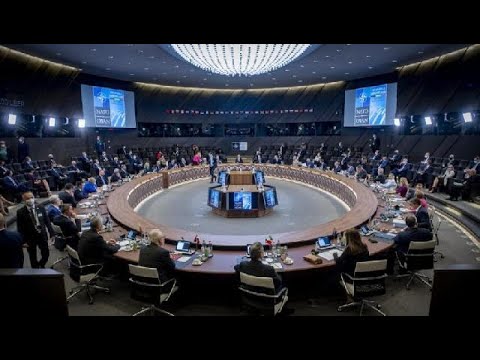 "DÜNYA GÜCLƏRİNİN DEYİL, AZƏRBAYCANIN MARAQLARINI DÜŞÜNMƏLİYİK!"