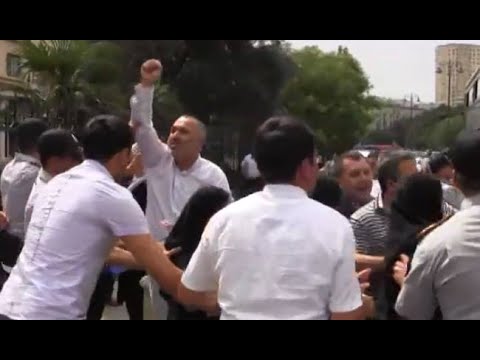 HƏYAT YOLDAŞINDAN ŞOK AÇIQLAMA: "SƏBUHİ SƏLİMOV ÖLƏNDƏN 1 İL SONRA DA ONDAN QORXURDULAR!"